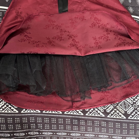 Burgundy Lace Strapless Dress - Picture 9 of 9